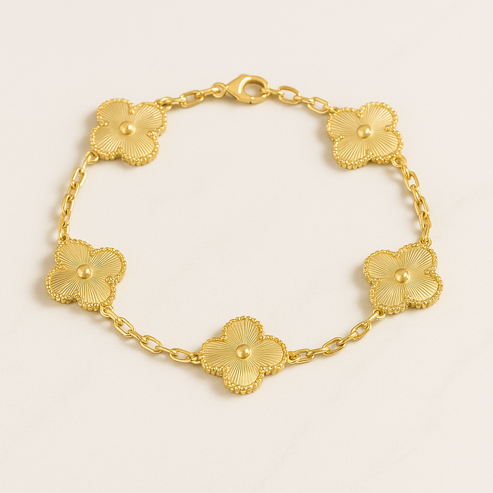 Liona Floral Beauty Bracelet - Gold