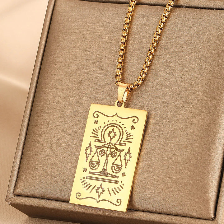 GOLDEN TAROT CARD NECKLACE (VIP)