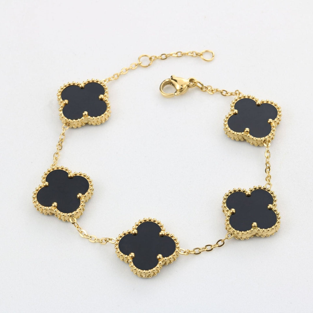 LIONA CLOVER BRACELET BLACK (VIP)